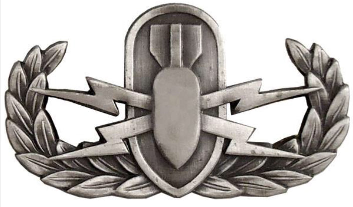 Warfare Devices & Breast Insignia Enlisted