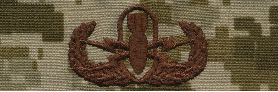 Type II Warfare Devices & Breast Insignia Enlisted