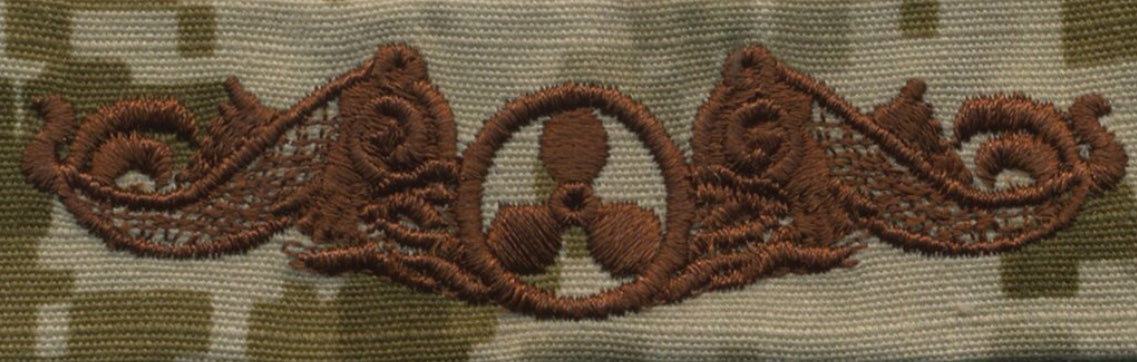 NWU Type II Warfare Devices & Breast Insignia Officer