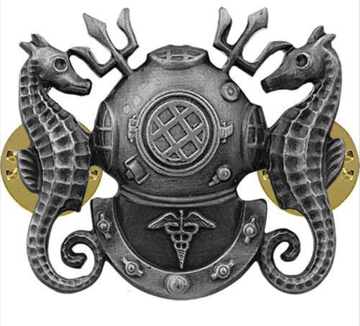 Warfare Devices & Breast Insignia Enlisted