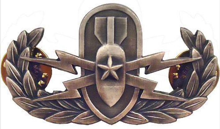 Warfare Devices & Breast Insignia Enlisted